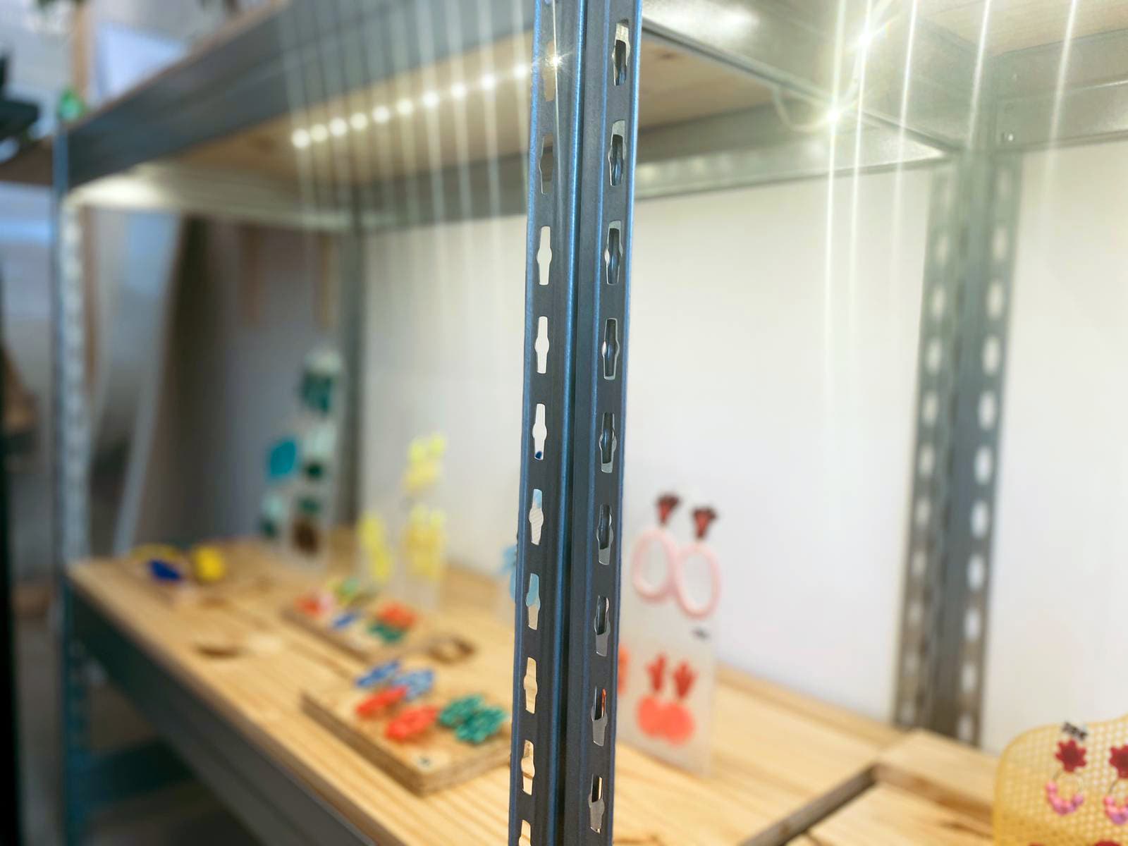 2-blog-regaly-a-eventy-rivet-system-sk