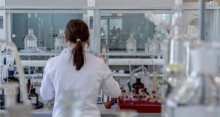 T profil pre farmaceutický priemysel